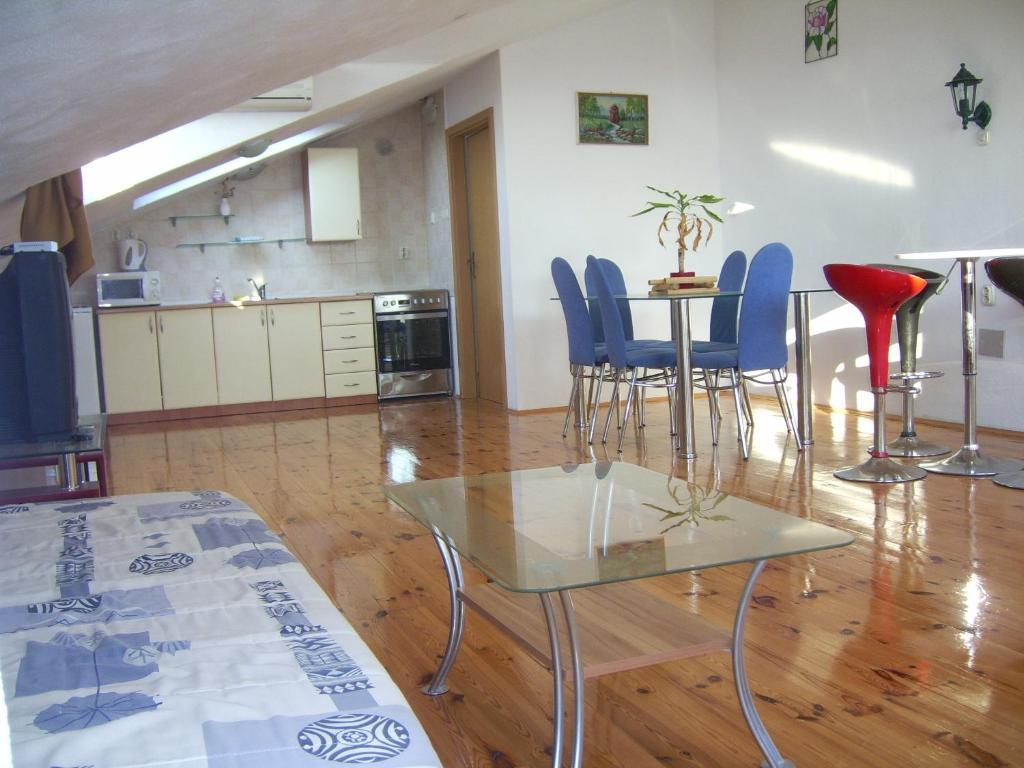 Apartments Villa More Makarska Phòng bức ảnh