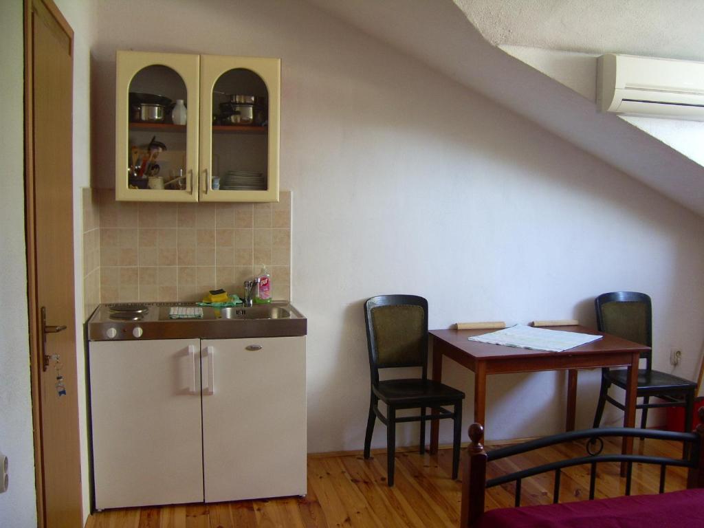 Apartments Villa More Makarska Phòng bức ảnh